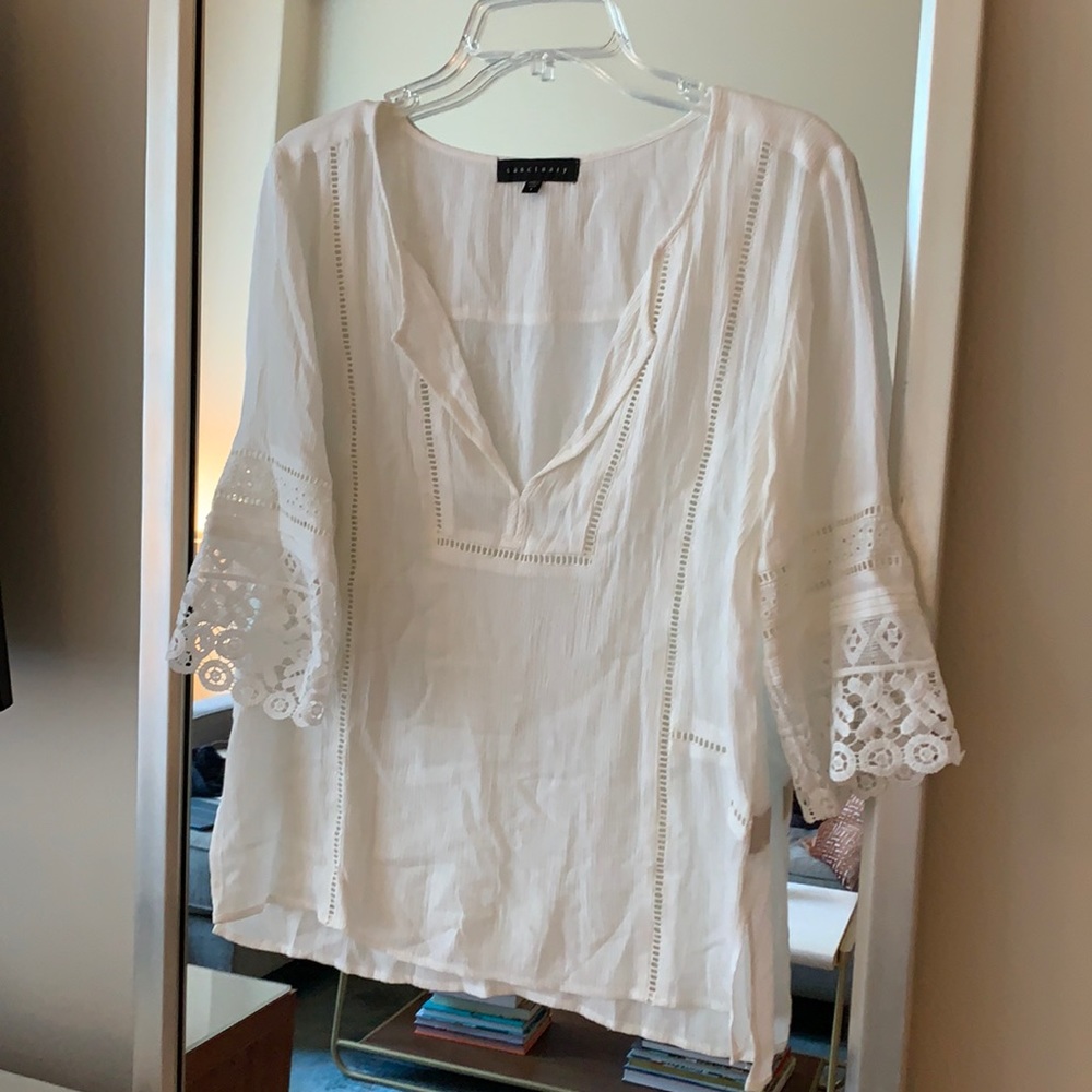 Sanctuary eyelet/lace sleeve top